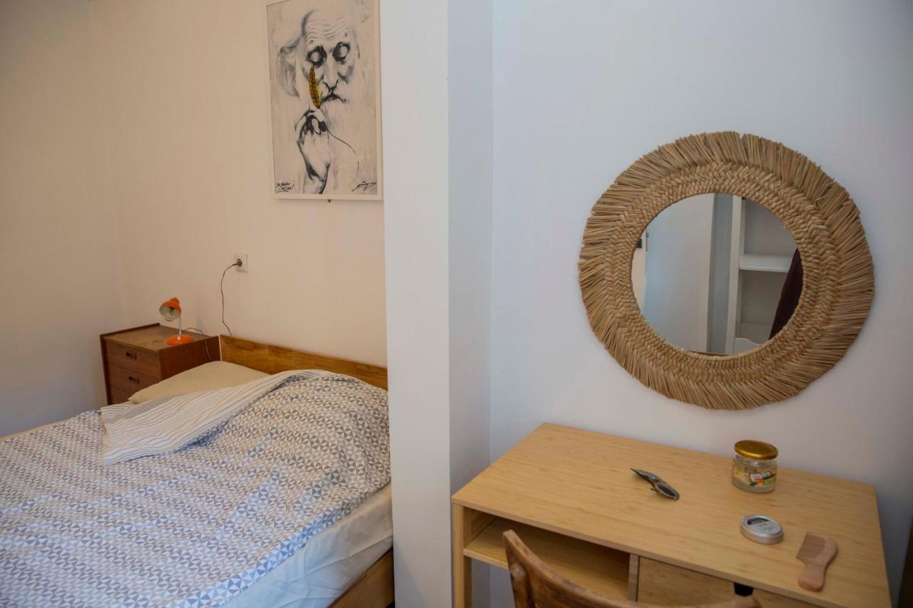 Central Sofia 3-Bedroom Apartment - Urban Art Gallery - Free Parking! المظهر الخارجي الصورة